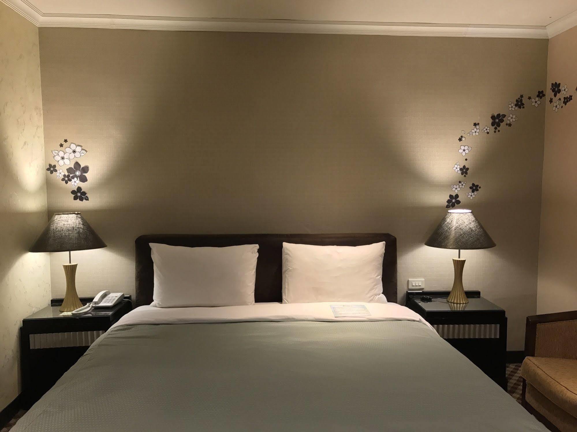 Astar Hotel Taipei Eksteriør billede