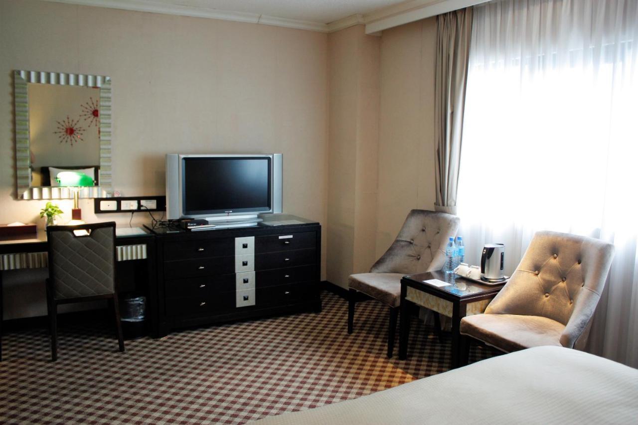 Astar Hotel Taipei Eksteriør billede
